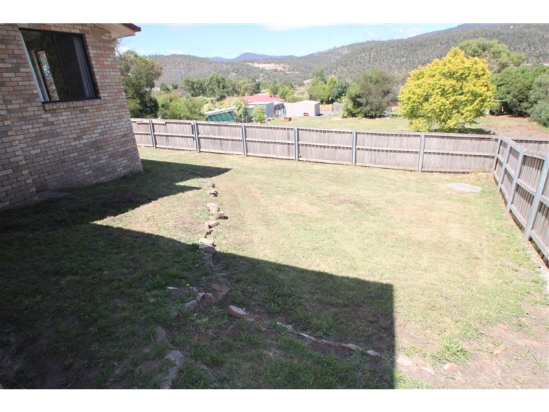 15 Graham Court, New Norfolk TAS 7140