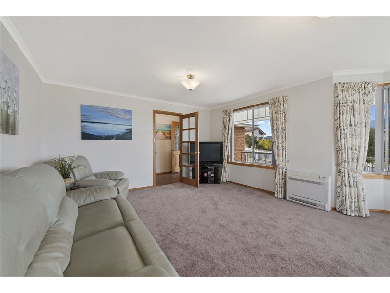 8 Balaka street, Rosny TAS 7018
