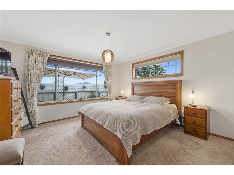 8 Balaka street, Rosny TAS 7018