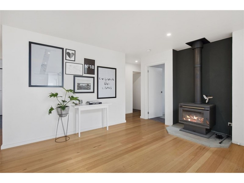 1 Riviera Drive, Carlton TAS 7173