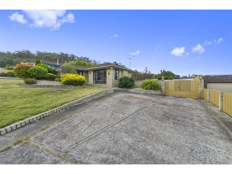 4 Bland Street, Rokeby TAS 7019