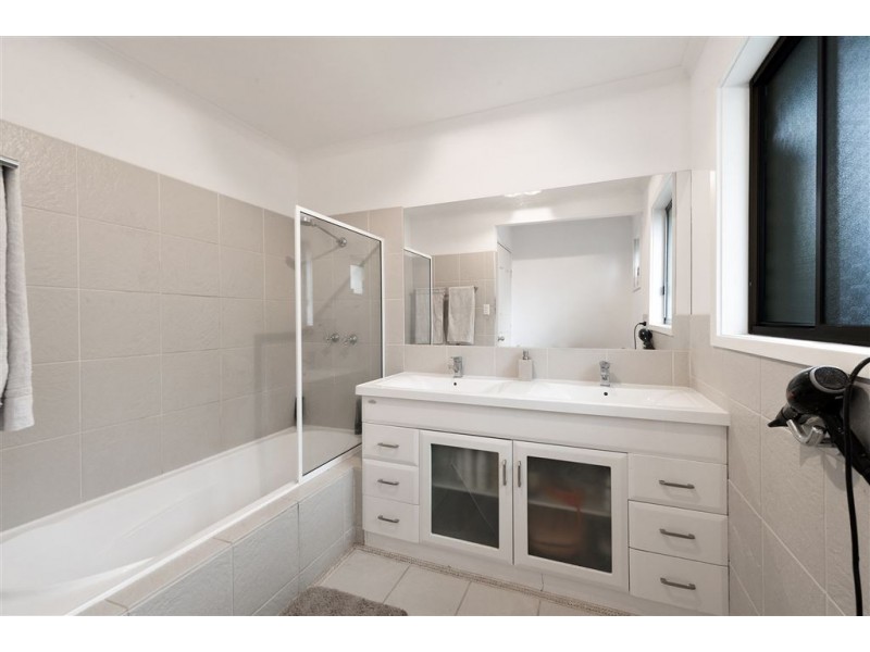 4 Bland Street, Rokeby TAS 7019