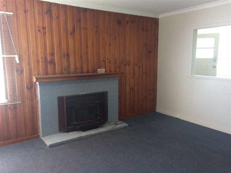 7 Ralph Tce, Rokeby TAS 7019