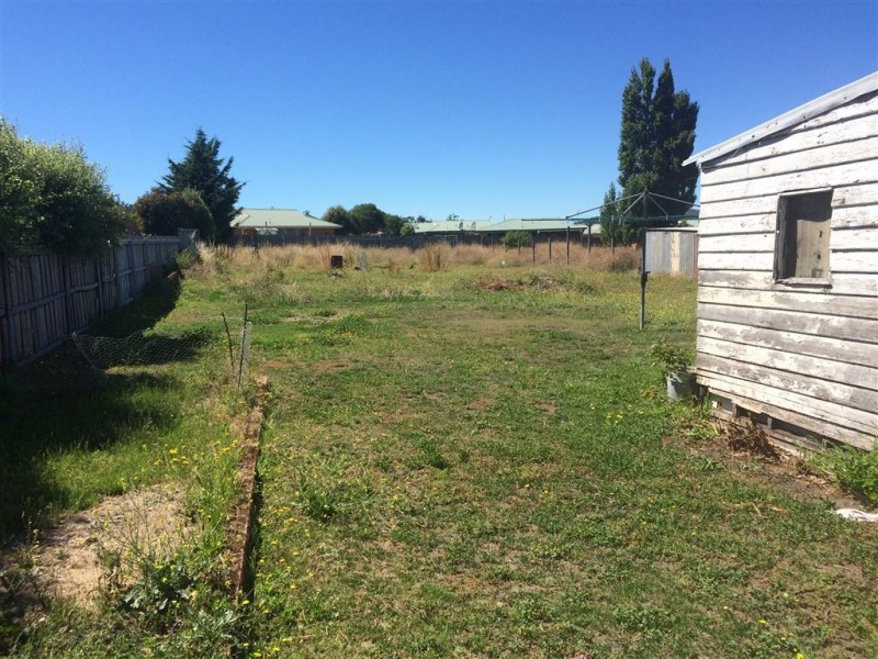 7 Ralph Tce, Rokeby TAS 7019