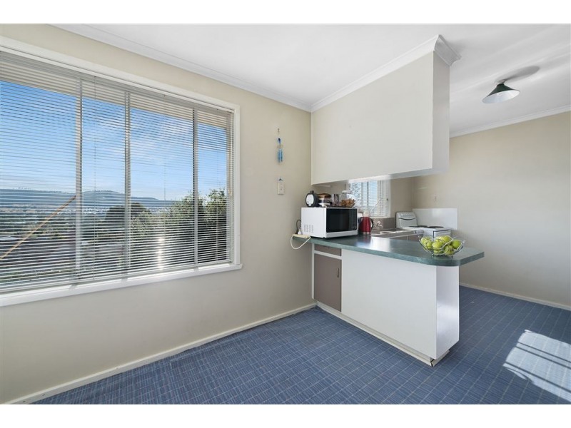11 Sunray Court, Rokeby TAS 7019