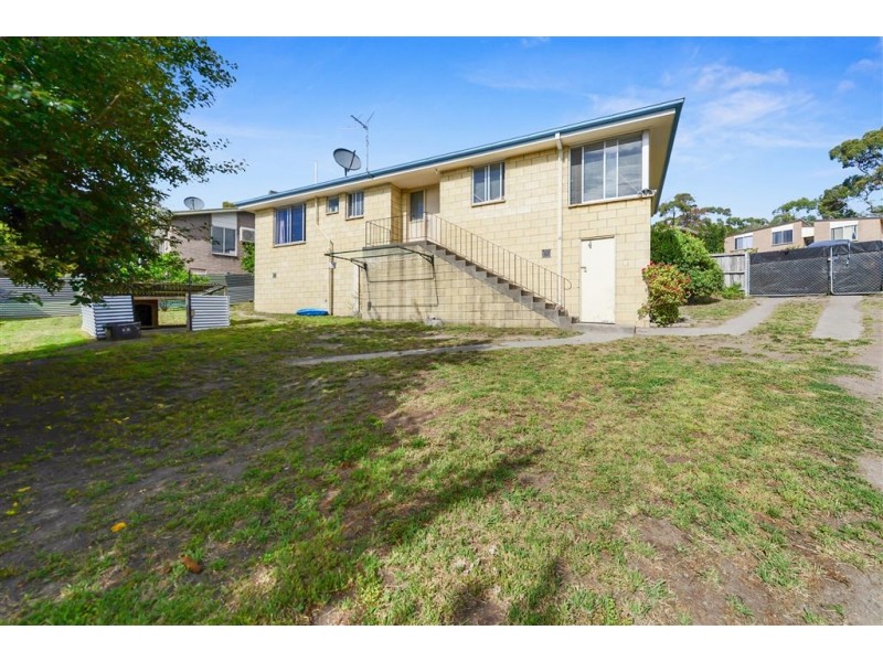 11 Sunray Court, Rokeby TAS 7019