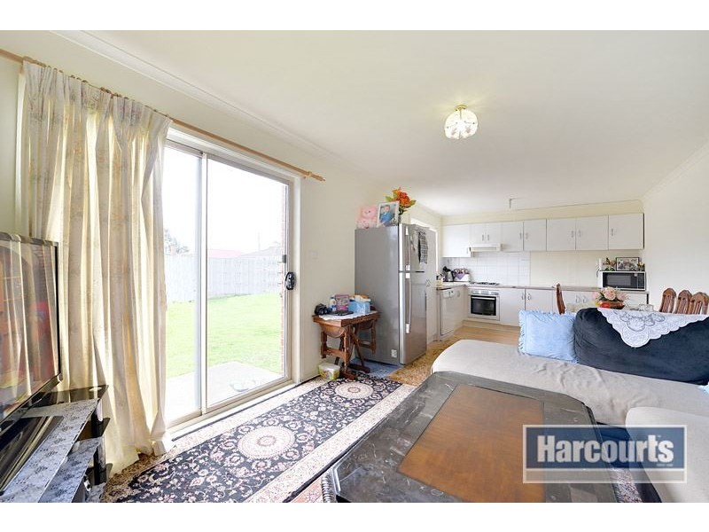 26 Greenmantle Close, Cranbourne VIC 3977