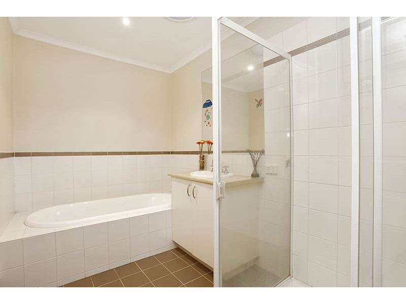 1 Houghton Drive, Ferntree Gully VIC 3156