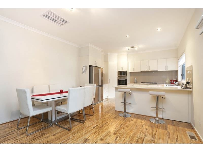 12 Ozone Road, Bayswater VIC 3153