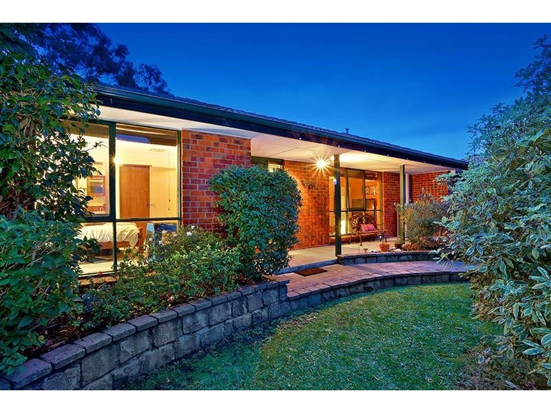 19 Cromwell Drive, Rowville VIC 3178