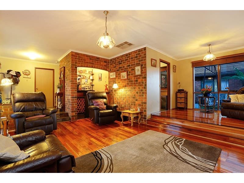 19 Cromwell Drive, Rowville VIC 3178