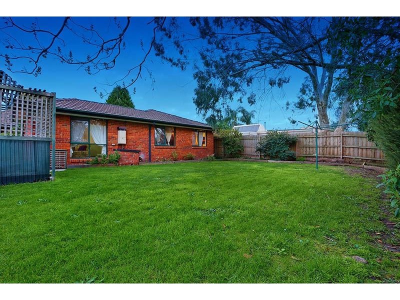 19 Cromwell Drive, Rowville VIC 3178