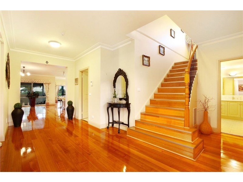 6-8 Allamanda Boulevard, Lysterfield VIC 3156