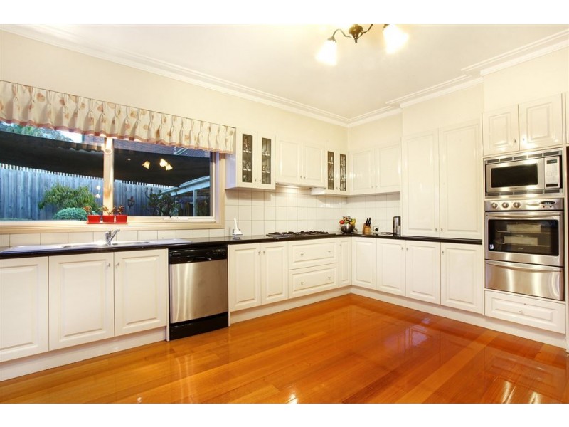 6-8 Allamanda Boulevard, Lysterfield VIC 3156