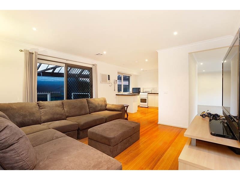 32 Fernlea Avenue, Rowville VIC 3178