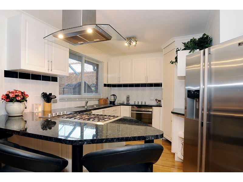 72 Willow Avenue, Rowville VIC 3178