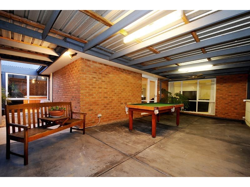 72 Willow Avenue, Rowville VIC 3178