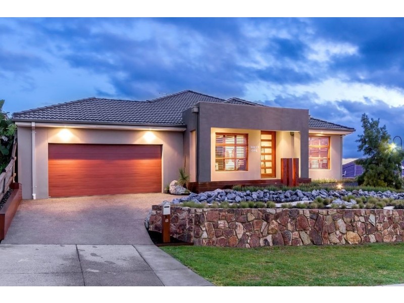 61 Viewgrand Rise, Lysterfield VIC 3156