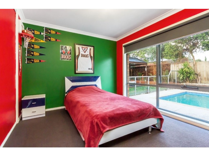 5 Trisha Drive, Rowville VIC 3178