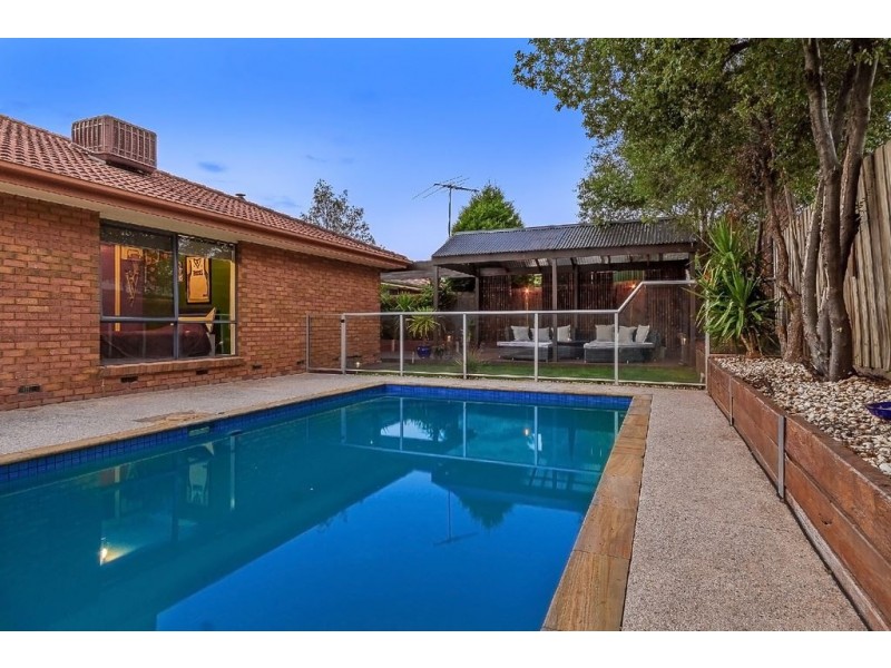 5 Trisha Drive, Rowville VIC 3178