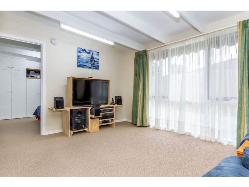 257 Dandelion Drive, Rowville VIC 3178