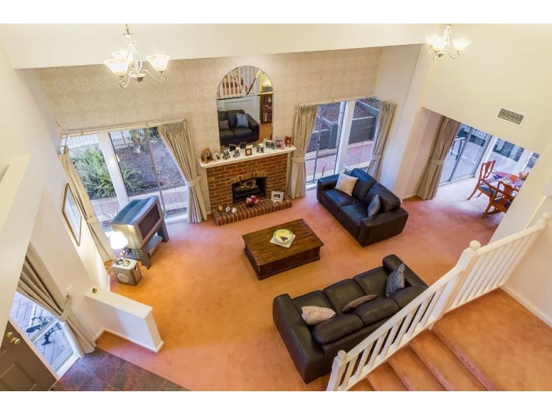 112 Oaktree Rise, Lysterfield VIC 3156