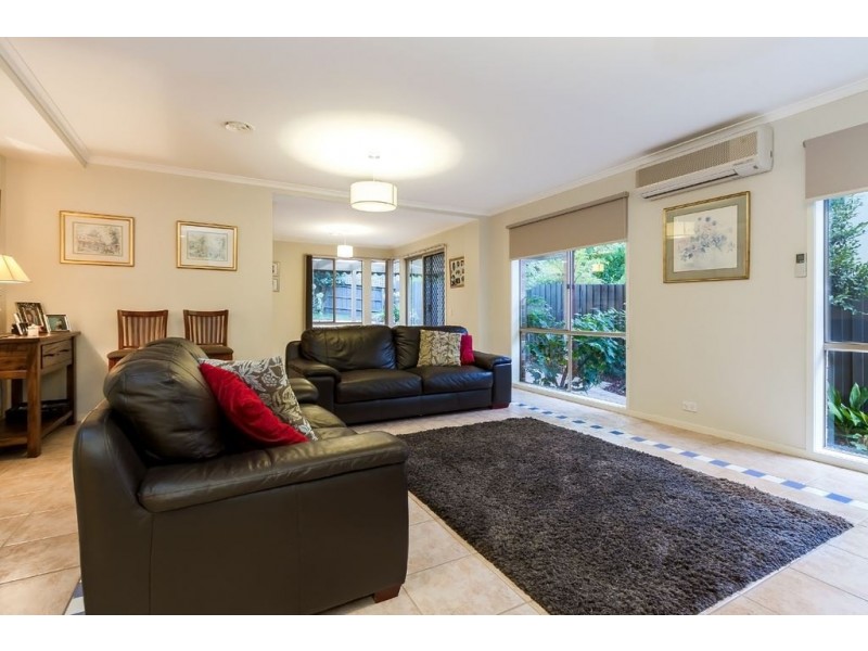 112 Oaktree Rise, Lysterfield VIC 3156