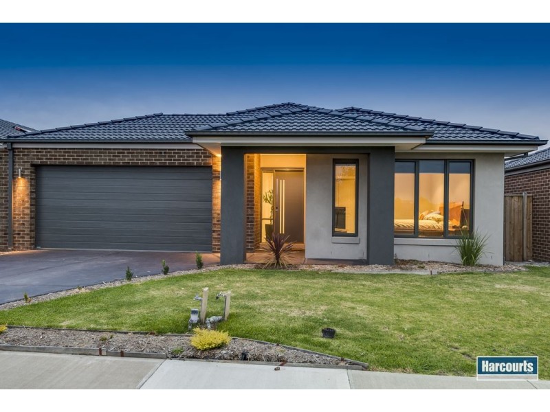 4 Abbeygate Way, Cranbourne West VIC 3977