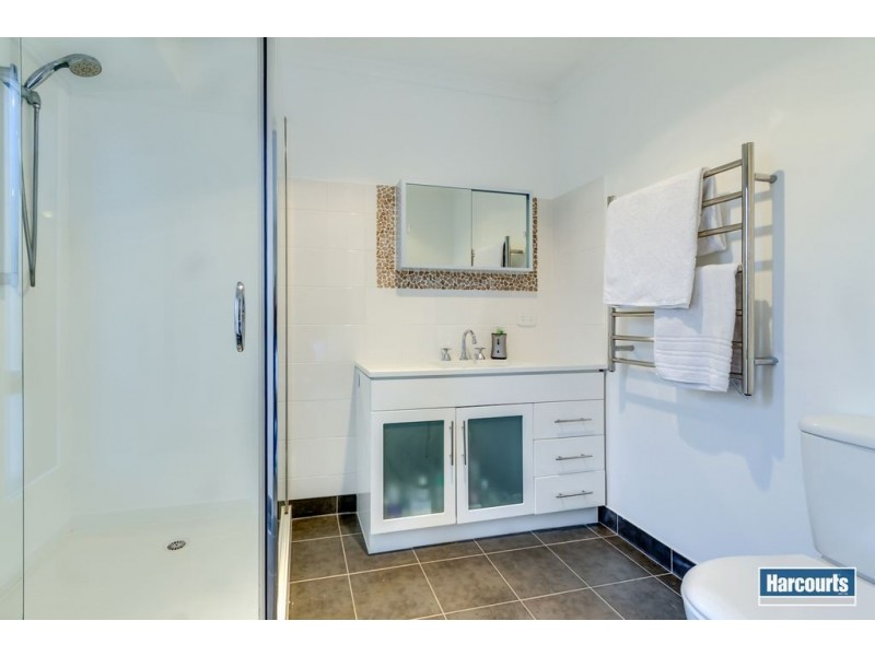 8 Farmillo Court, Lysterfield VIC 3156