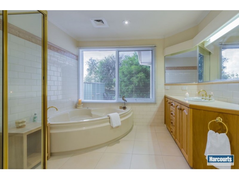 20 Arnhem Court, Rowville VIC 3178