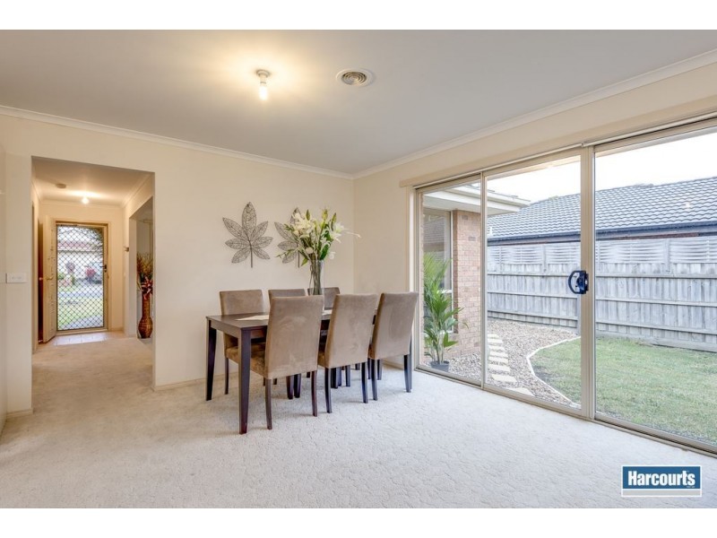 17 Cornwell Crescent, Cranbourne East VIC 3977