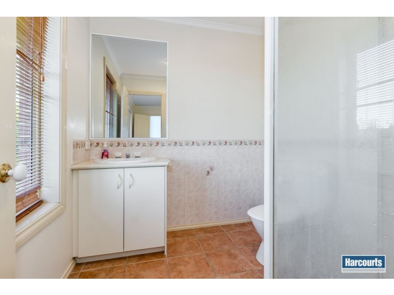 2/9 Fernlea Avenue, Rowville VIC 3178