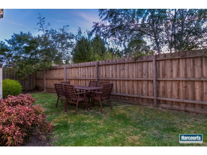 2/9 Fernlea Avenue, Rowville VIC 3178