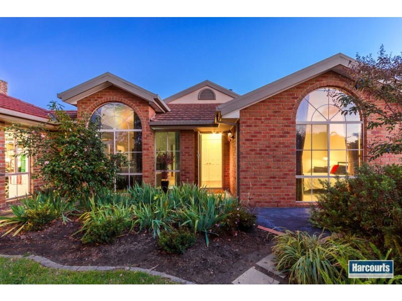 385 Dandelion Drive, Rowville VIC 3178