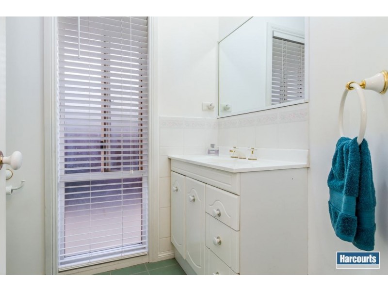 385 Dandelion Drive, Rowville VIC 3178