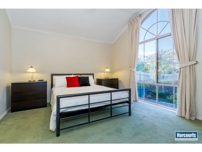 385 Dandelion Drive, Rowville VIC 3178