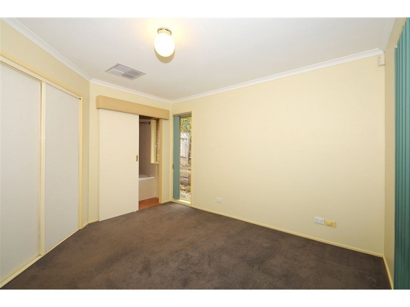 2/5 Blackwood Park Road, Ferntree Gully VIC 3156