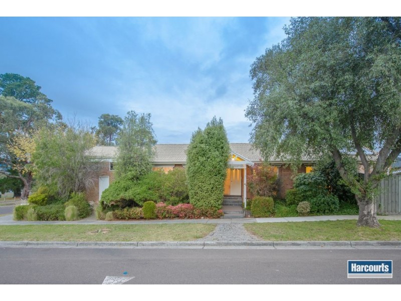 24 Crusoe Drive, Lysterfield VIC 3156