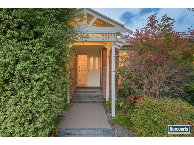 24 Crusoe Drive, Lysterfield VIC 3156