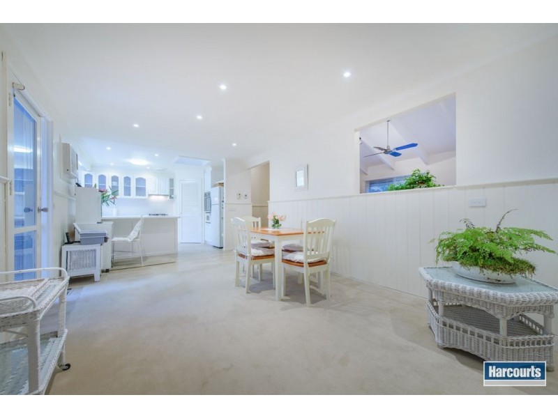 24 Crusoe Drive, Lysterfield VIC 3156