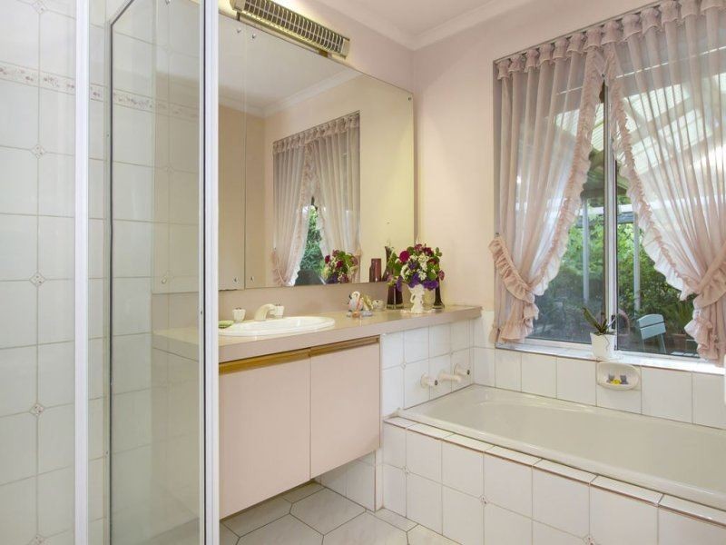 7 Rigby Mews, Rowville VIC 3178