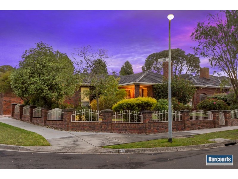 16 Cardinia Way, Rowville VIC 3178