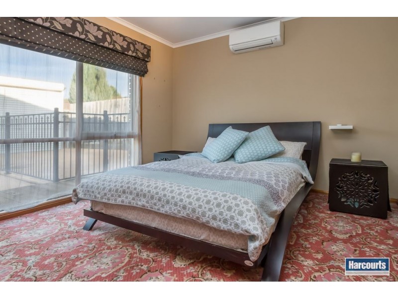 16 Cardinia Way, Rowville VIC 3178