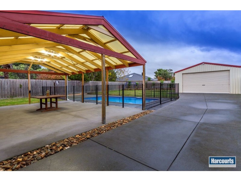 16 Redgum Court, Rowville VIC 3178