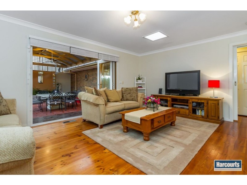 22 Mantung Crescent, Rowville VIC 3178