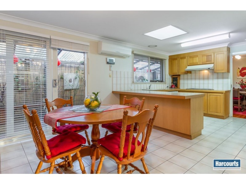 22 Mantung Crescent, Rowville VIC 3178