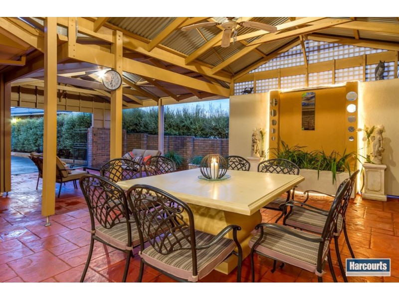 22 Mantung Crescent, Rowville VIC 3178