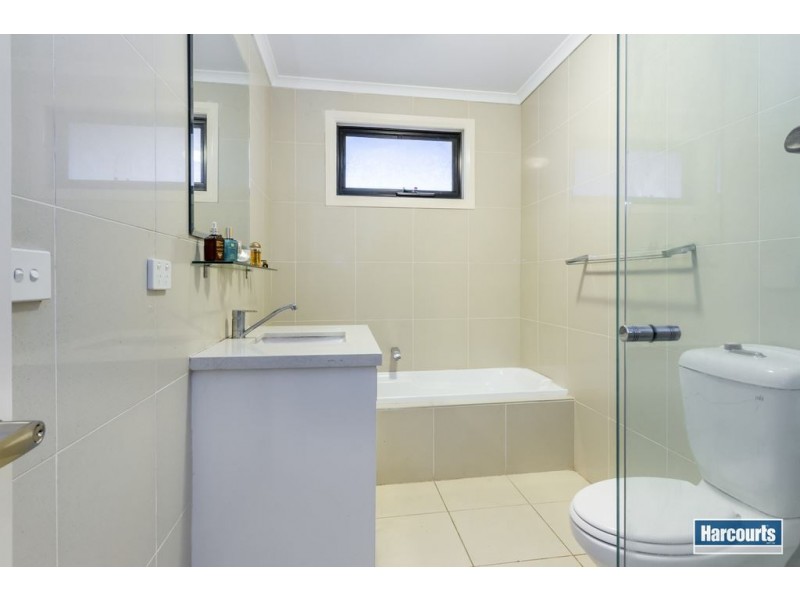 5A Tennyson Avenue, Clayton South VIC 3169