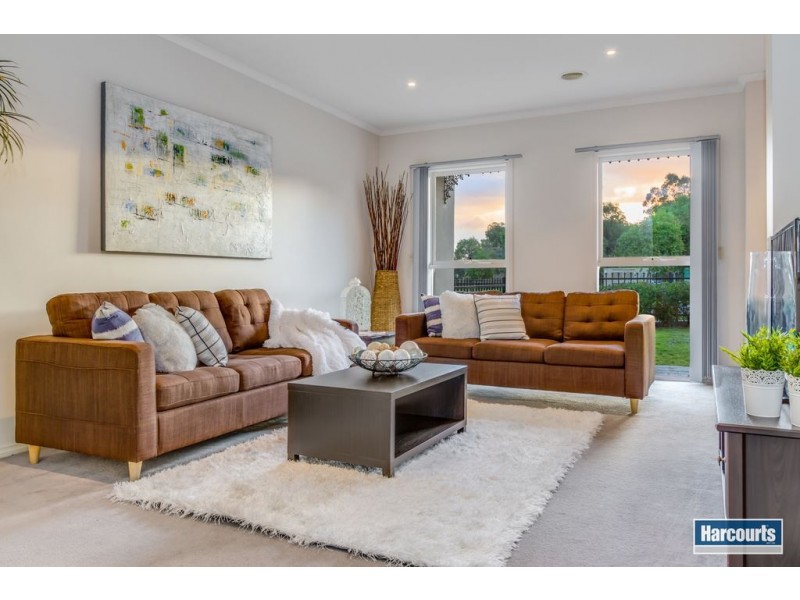 8 Victoria Knox Avenue, Rowville VIC 3178