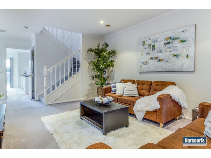 8 Victoria Knox Avenue, Rowville VIC 3178